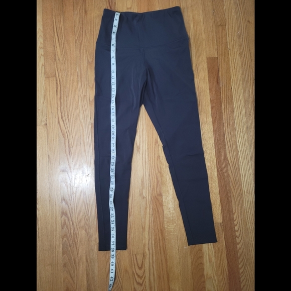 Queenieke leggings size 8/10(meduim) - Picture 6 of 6